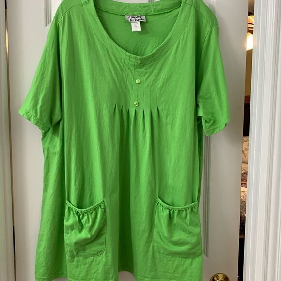 Anthony Richards Size 3X pocketed top.  Generously sized see photos - Picture 1 of 8